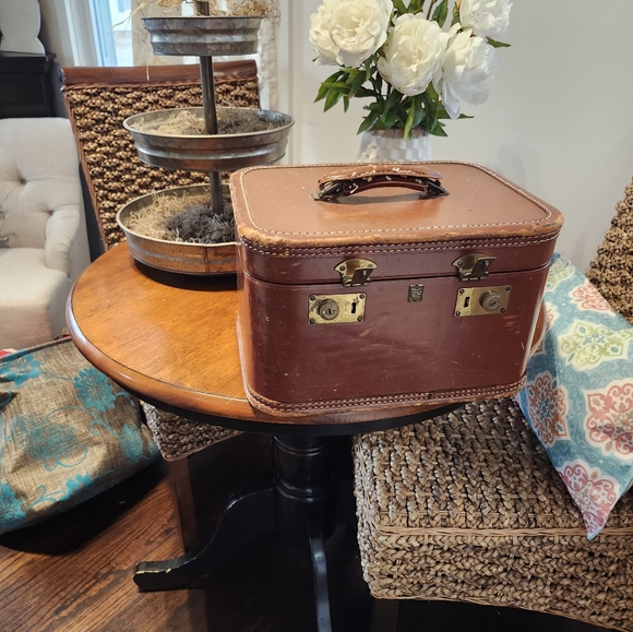 US Trunk Company leather train case, vintage - Picture 8 of 15